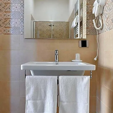 Bed & Breakfast A Due Passi 3*